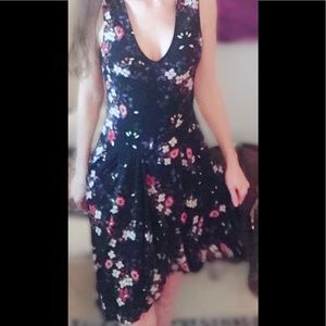 RACHEL Rachel Roy Size S beautiful Floral Dress!💞